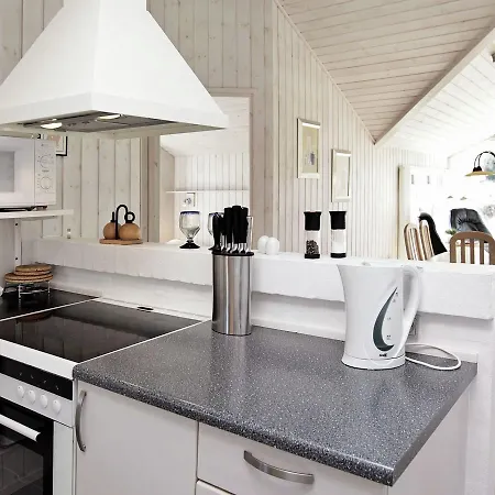 Three-bedroom Holiday In Henne 3 Holiday home