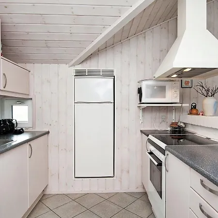 Three-bedroom Holiday In Henne 3 * Henne Strand