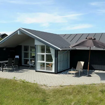 Three-bedroom Holiday In Henne 3 Henne Strand